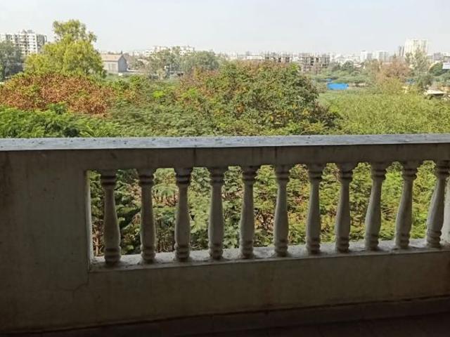 Resale | 2 BHK 950 Sq.Ft. Apartment in Kasturi La Salette