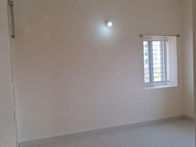 Resale | 2 BHK 950 Sq.Ft. Apartment in Laxmi Residency Trimulgherr