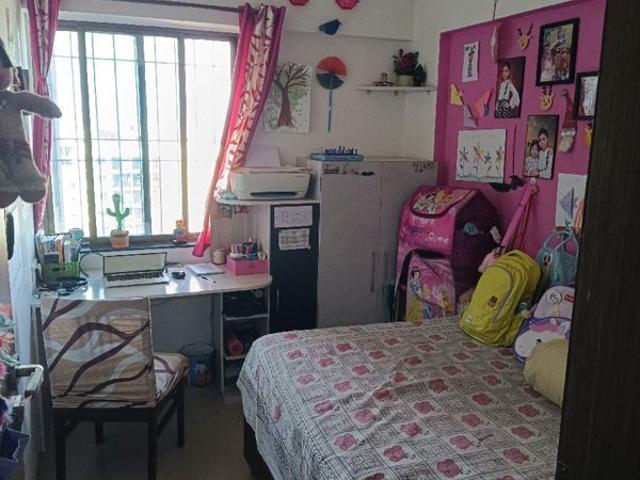 Resale | 2 BHK 950 Sq.Ft. Apartment in Panama Silver Stone