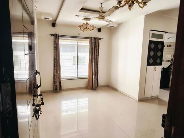 Resale | 2 BHK 950 Sq.Ft. Apartment in Pimple Saudagar
