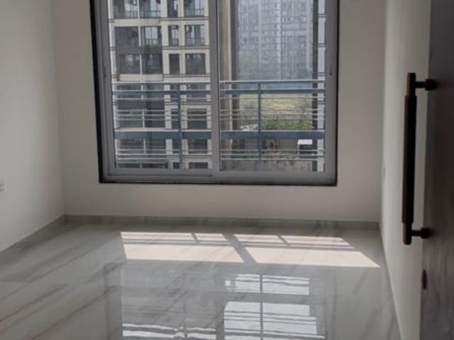 Resale | 2 BHK 950 Sq.Ft. Apartment in Pramanik Walchand Avenue