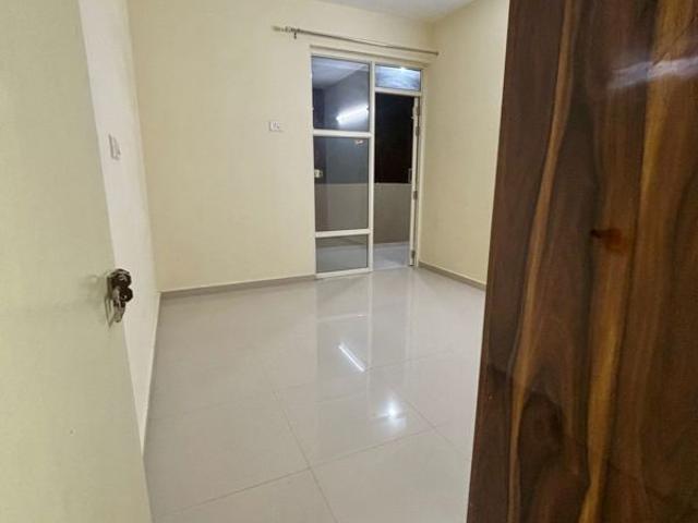 Resale | 2 BHK 950 Sq.Ft. Apartment in Pyramid Pride