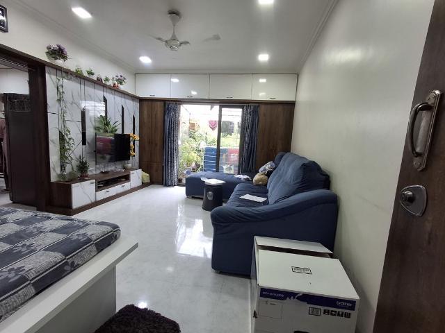 Resale | 2 BHK + 950 Sq.Ft. Apartment in Sadashiv Peth