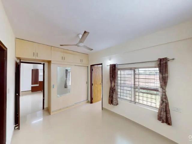 Resale | 2 BHK 950 Sq.Ft. Apartment in Sarjapur