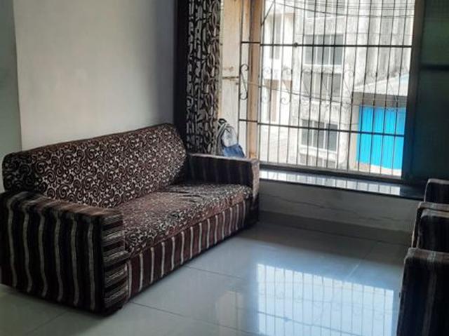 Resale | 2 BHK 950 Sq.Ft. Apartment in Shringar CHS