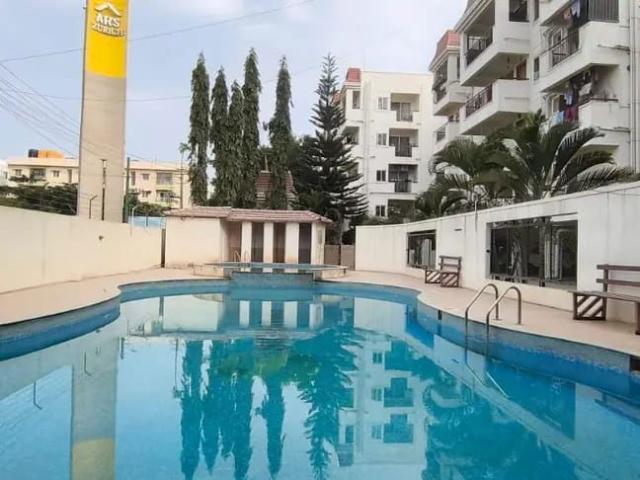 Resale | 2 BHK 950 Sq.Ft. Apartment in Signature Classic