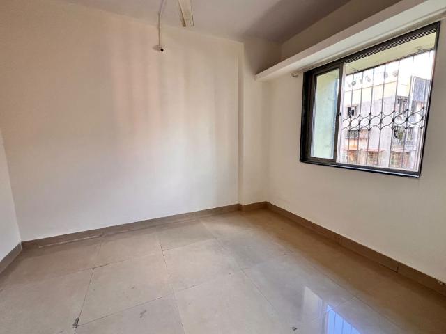 Resale | 2 BHK 950 Sq.Ft. Apartment in Sonam Tower