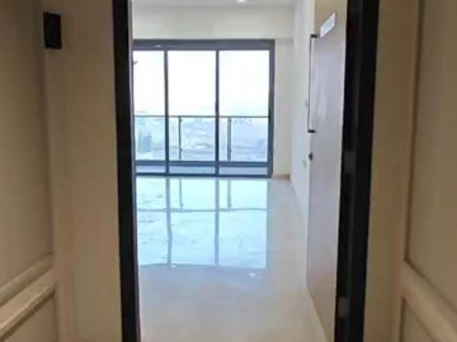 Resale | 2 BHK + 963 Sq.Ft. Apartment in New Cuffe Parade