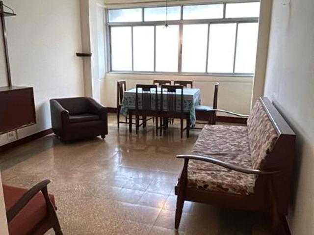 Resale | 2 BHK + 976 Sq.Ft. Apartment in Colaba
