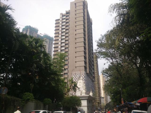 Resale | 2 BHK + 970 Sq.Ft. Apartment in Lower Parel
