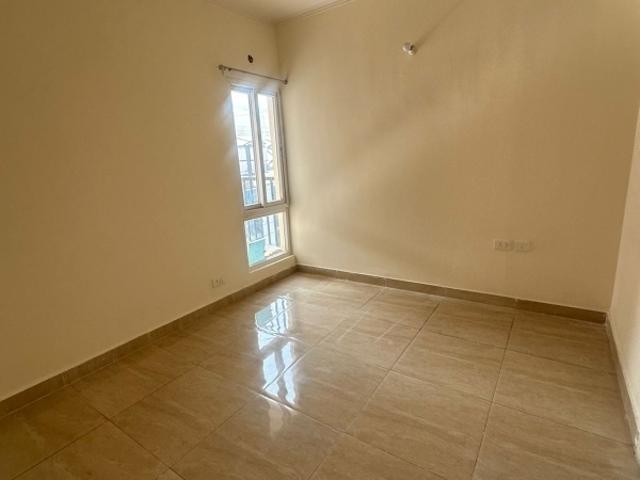 Resale | 2 BHK 970 Sq.Ft. Apartment in Prateek Grand City