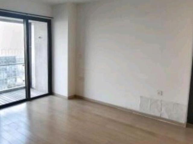 Resale | 2 BHK + 971 Sq.Ft. Apartment in New Cuffe Parade