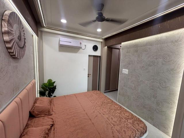 Resale | 2 BHK 984 Sq.Ft. Apartment in Harishree Residency