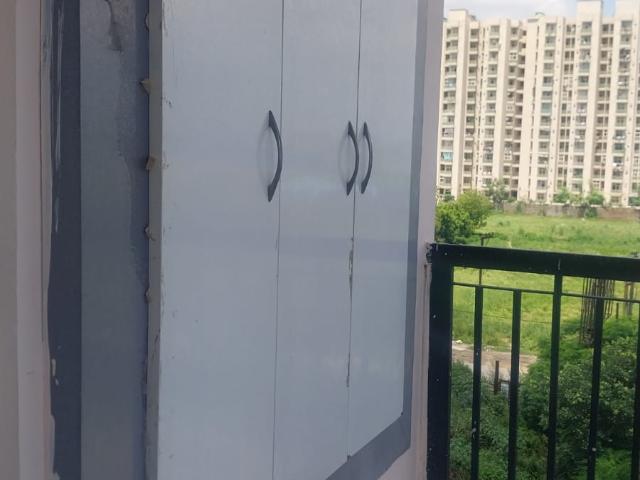 Resale | 2 BHK 985 Sq.Ft. Apartment in Eureka Diya Green City