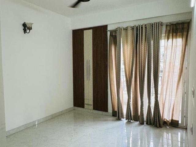 Resale | 2 BHK 985 Sq.Ft. Apartment in KW Srishti