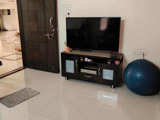Resale | 2 BHK 980 Sq.Ft. Apartment in GK Royale Rahadki Greens