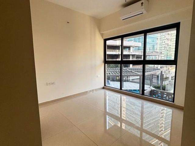 Resale | 2 BHK 980 Sq.Ft. Apartment in Lodha Vista