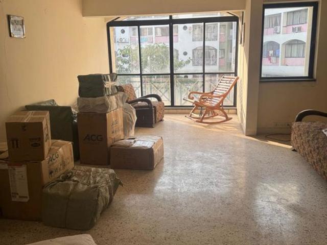 Resale | 2 BHK 980 Sq.Ft. Apartment in Om Utopia