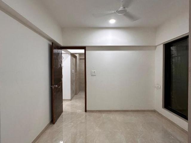 Resale | 2 BHK 980 Sq.Ft. Apartment in Sagar Sangeet CHS Colaba