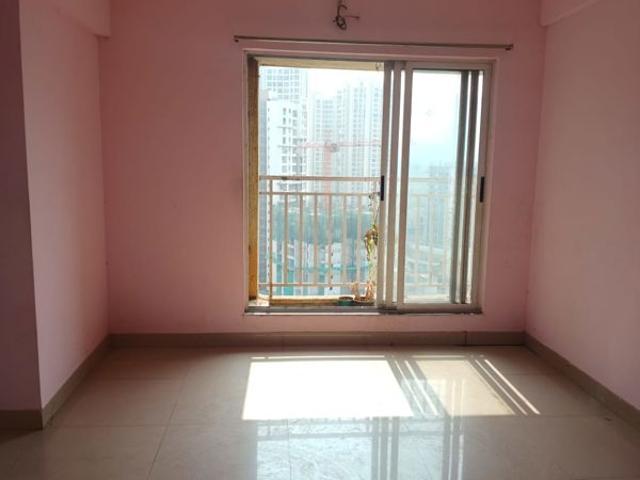 Resale | 2 BHK 980 Sq.Ft. Apartment in Sunrise Glory