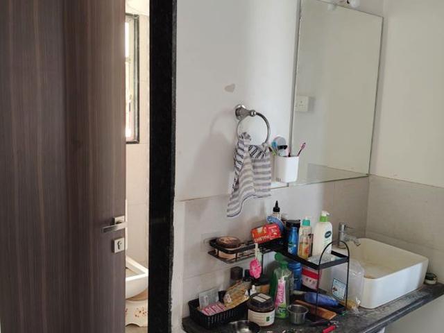 Resale | 2 BHK + 982 Sq.Ft. Apartment in Guardian Hill Shire