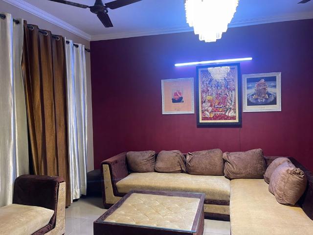 Resale | 2 BHK 997 Sq.Ft. Apartment in Unitech Uniworld Gardens 2