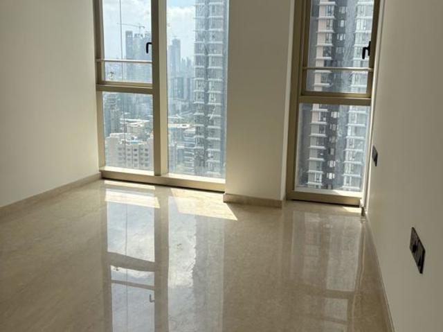 Resale | 2 BHK + 990 Sq.Ft. Apartment in Lodha The Park
