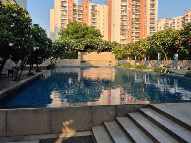 Resale | 2 BHK 990 Sq.Ft. Apartment in Mahindra Aura