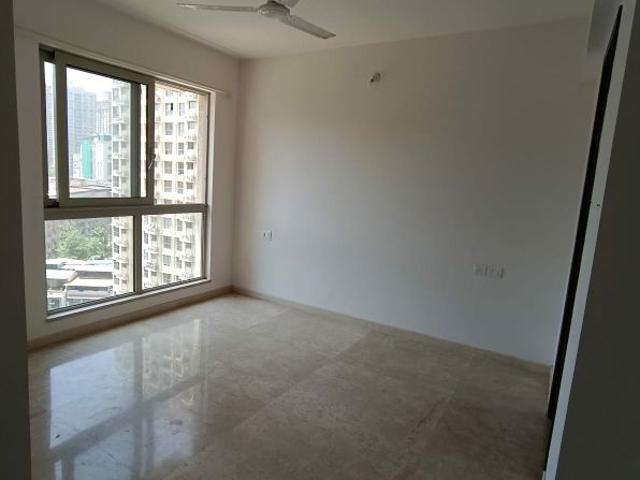 Resale | 2 BHK + Basement 1050 Sq.Ft. Apartment in Hiranandani Castle Rock