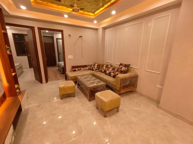Resale | 2 BHK + Basement 1050 Sq.Ft. Apartment in Sunshine Apartments Sector 73
