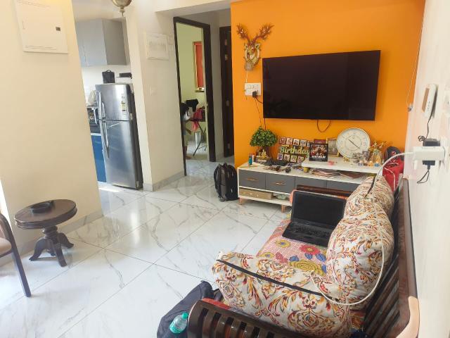 Resale | 2 BHK + Extra Room 565 Sq.Ft. Apartment in Raymond Ten X Habitat