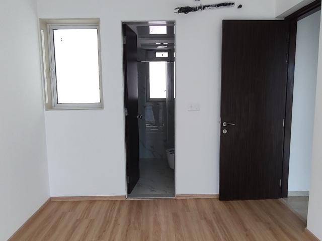 Resale | 2 BHK + Extra Room 638 Sq.Ft. Apartment in Aurum Q Residences