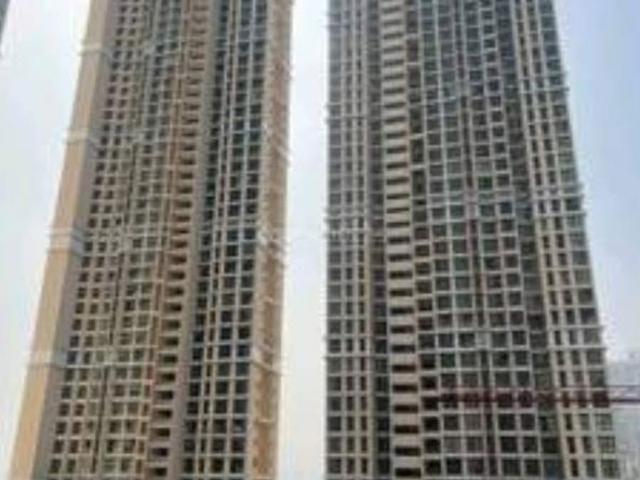 Resale | 2 BHK + Extra Room 680 Sq.Ft. Apartment in Runwal Bliss
