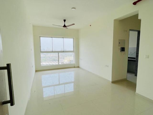 Resale | 2 BHK + Extra Room 760 Sq.Ft. Apartment in Wadhwa Pristine