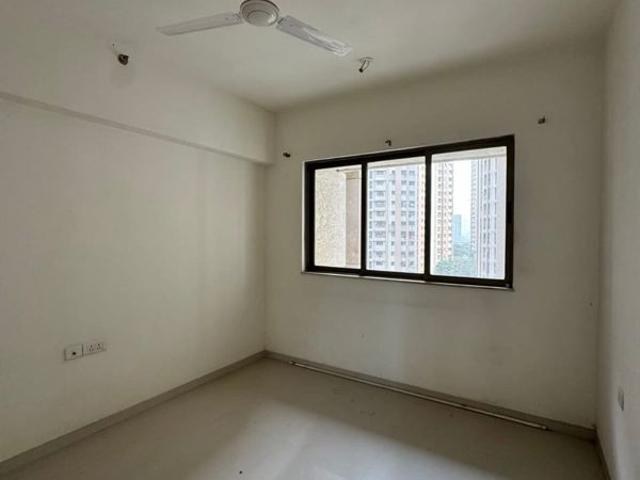 Resale | 2 BHK + Extra Room 771 Sq.Ft. Apartment in Lodha Splendora