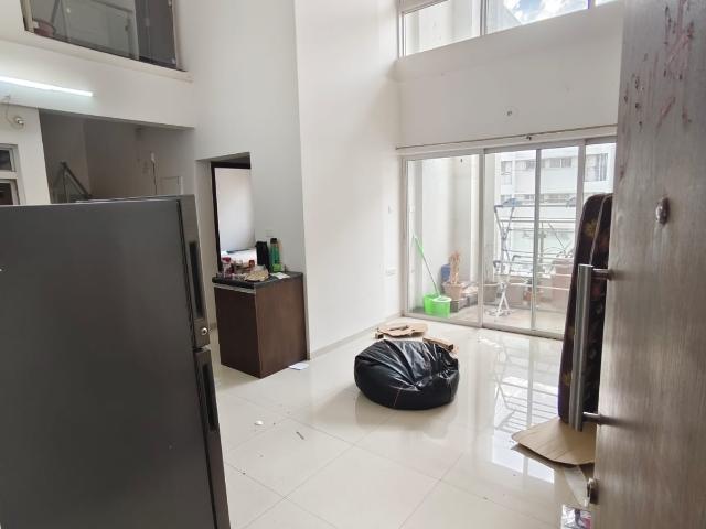 Resale | 2 BHK + Extra Room 792 Sq.Ft. Penthouse in Gera World of Joy