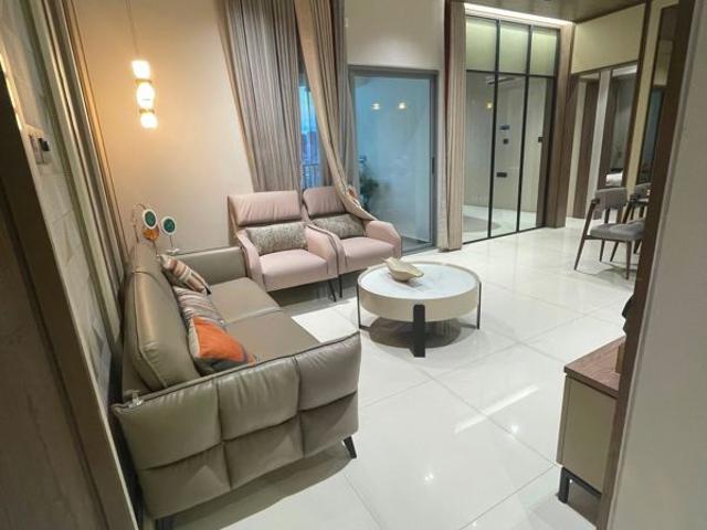 Resale | 2 BHK + Extra Room 809 Sq.Ft. Apartment in AR Mirador