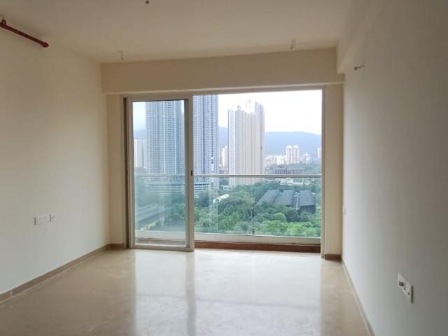 Resale | 2 BHK + Extra Room 812 Sq.Ft. Apartment in One Indiabulls Thane 1