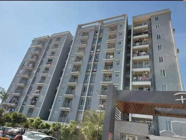 Resale | 2 BHK + Extra Room 845 Sq.Ft. Apartment in Mansarovar