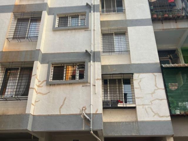 Resale | 2 BHK + Extra Room 870 Sq.Ft. Apartment in Dhayari
