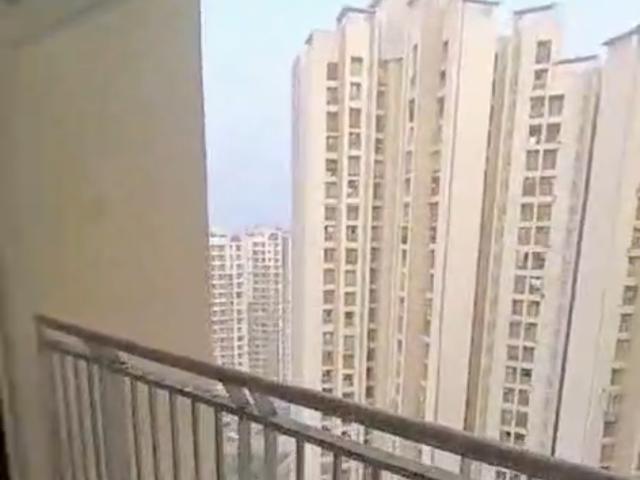 Resale | 2 BHK + Extra Room 945 Sq.Ft. Apartment in Bharat Ecovistas
