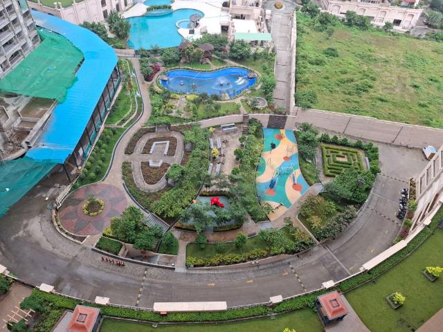 Resale | 2 BHK + Extra Room 994 Sq.Ft. Apartment in K Raheja Reserve