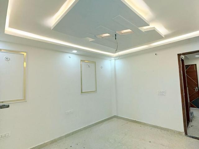 Resale | 2 BHK + Extra Room 1009 Sq.Ft. Independent House in Naubasta Kala