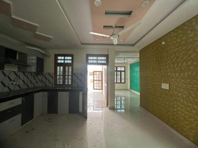 Resale | 2 BHK + Extra Room 1000 Sq.Ft. Independent House in Naubasta Kala
