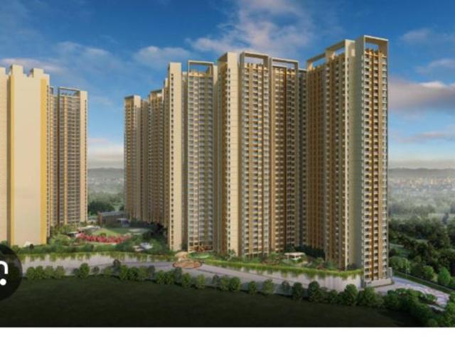 Resale | 2 BHK + Extra Room 1075 Sq.Ft. Apartment in Runwal The Central Park