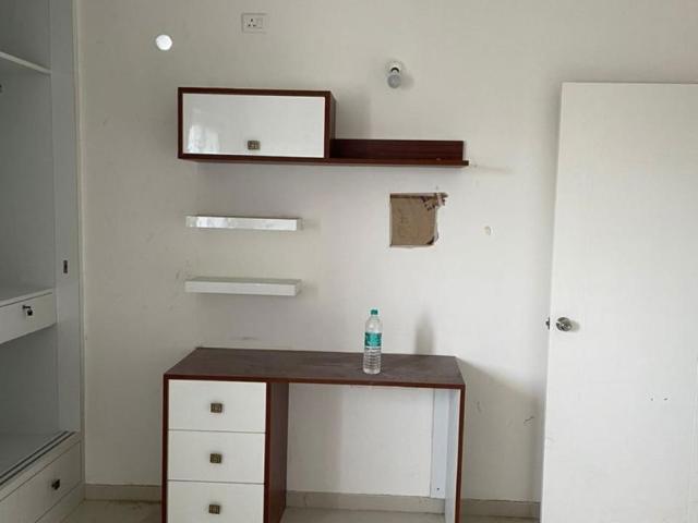 Resale | 2 BHK + Extra Room 1170 Sq.Ft. Apartment in Rohan Upavan