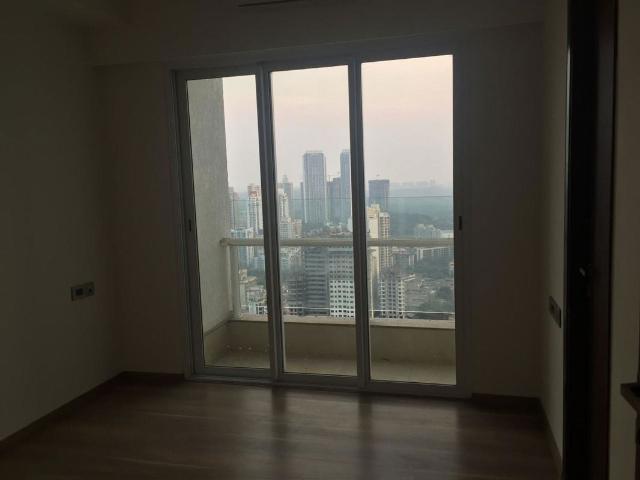 Resale | 2 BHK + Extra Room 1185 Sq.Ft. Apartment in Omkar Alta Monte