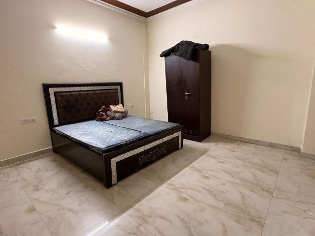 Resale | 2 BHK + Extra Room 1200 Sq.Ft. Apartment in Vasant Kunj