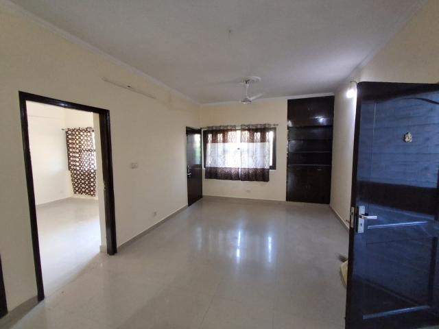 Resale | 2 BHK + Extra Room 1200 Sq.Ft. Apartment in Ganga Apartment Sector d