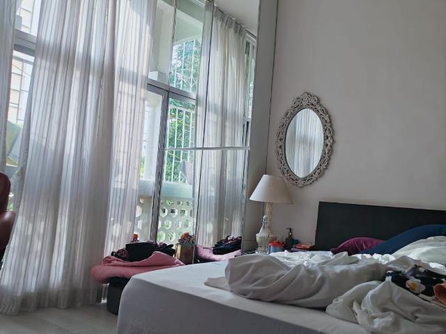 Resale | 2 BHK + Extra Room 1200 Sq.Ft. Apartment in Moghul Garden